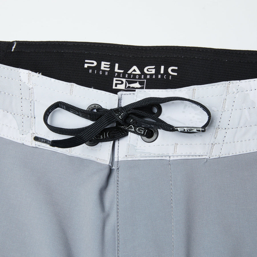 Strike Boardshorts 19"