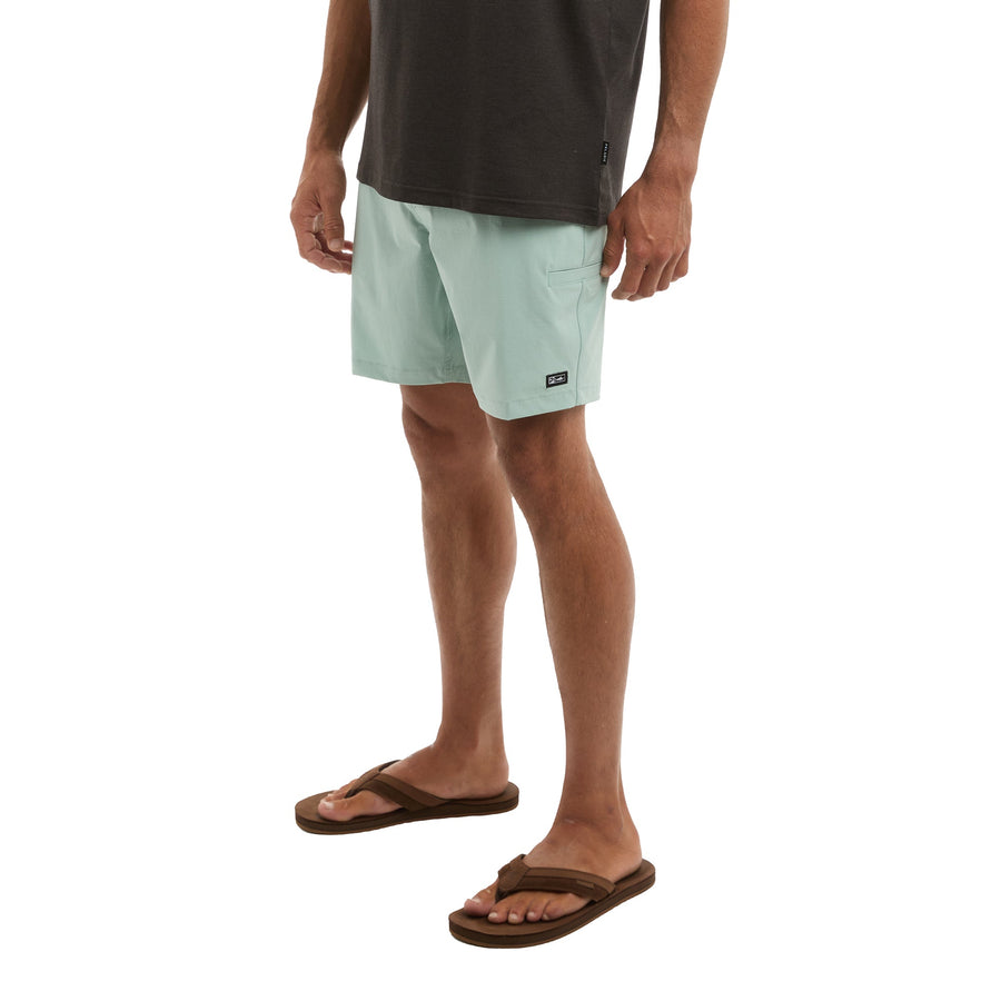 Mako Hybrid Shorts 18"