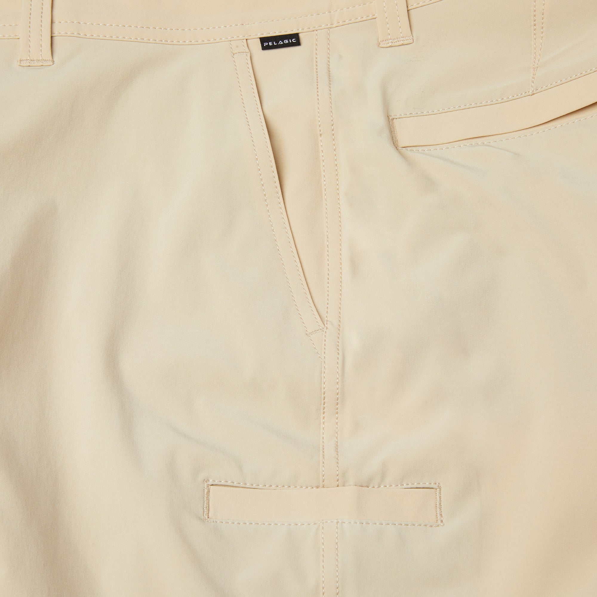 Mako Hybrid Shorts 18"