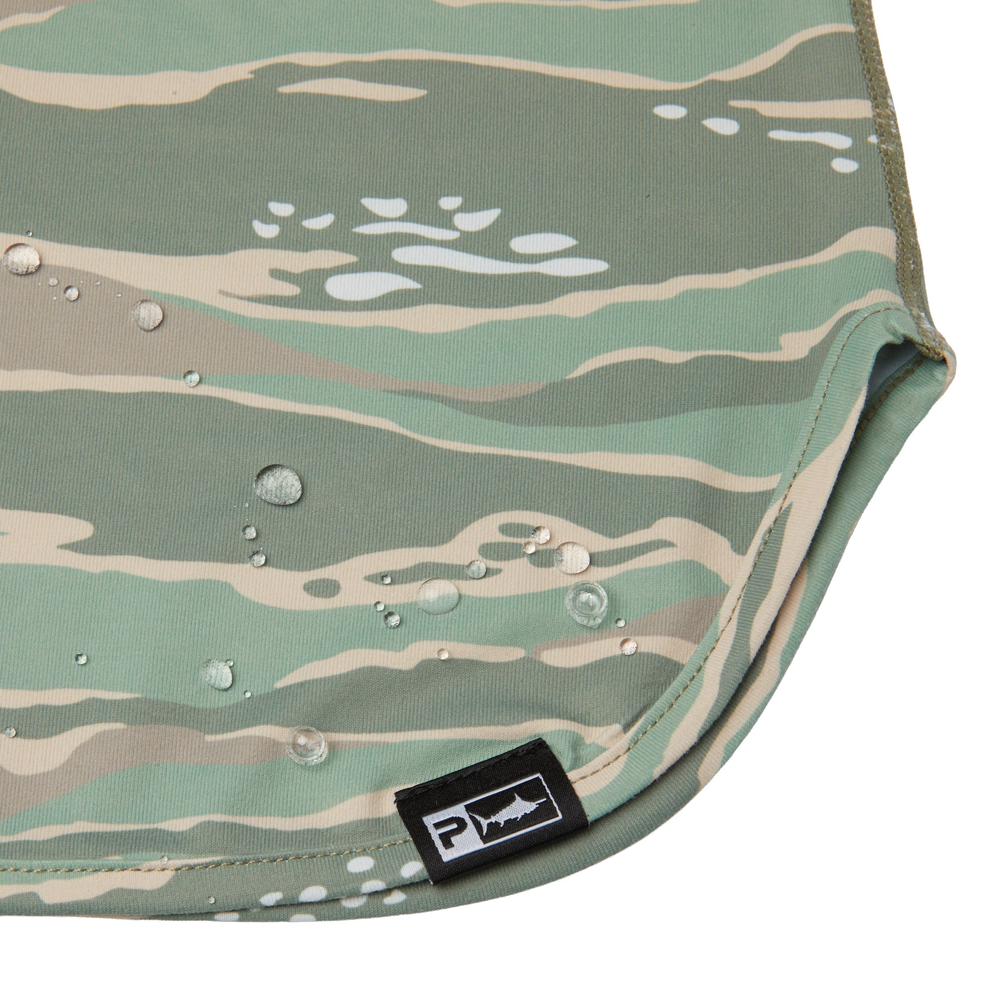 Wahoo Camo Sunshield
